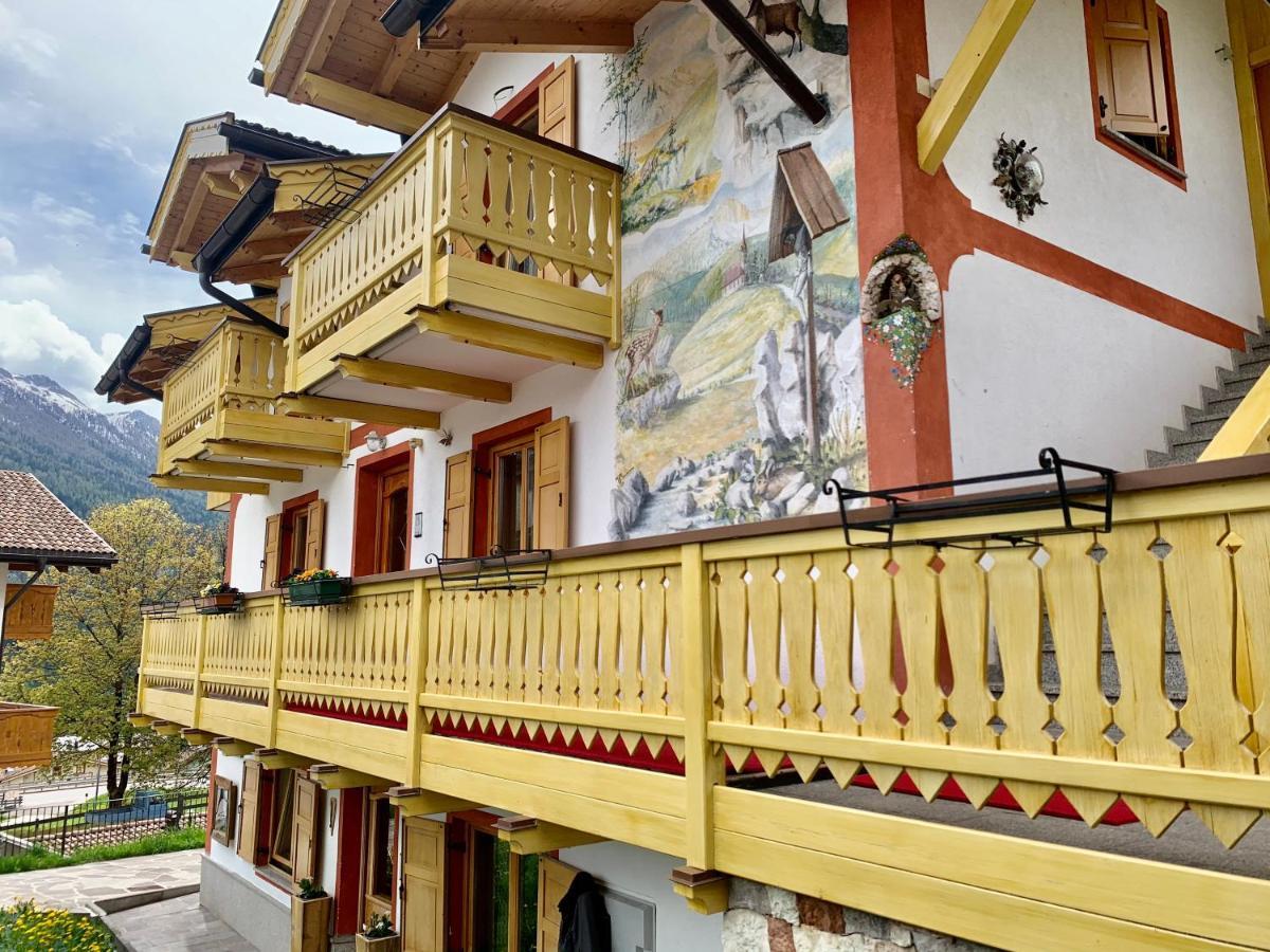 ホテル Casa Di Franz ヴィーゴ・ディ・ファッサ エクステリア 写真